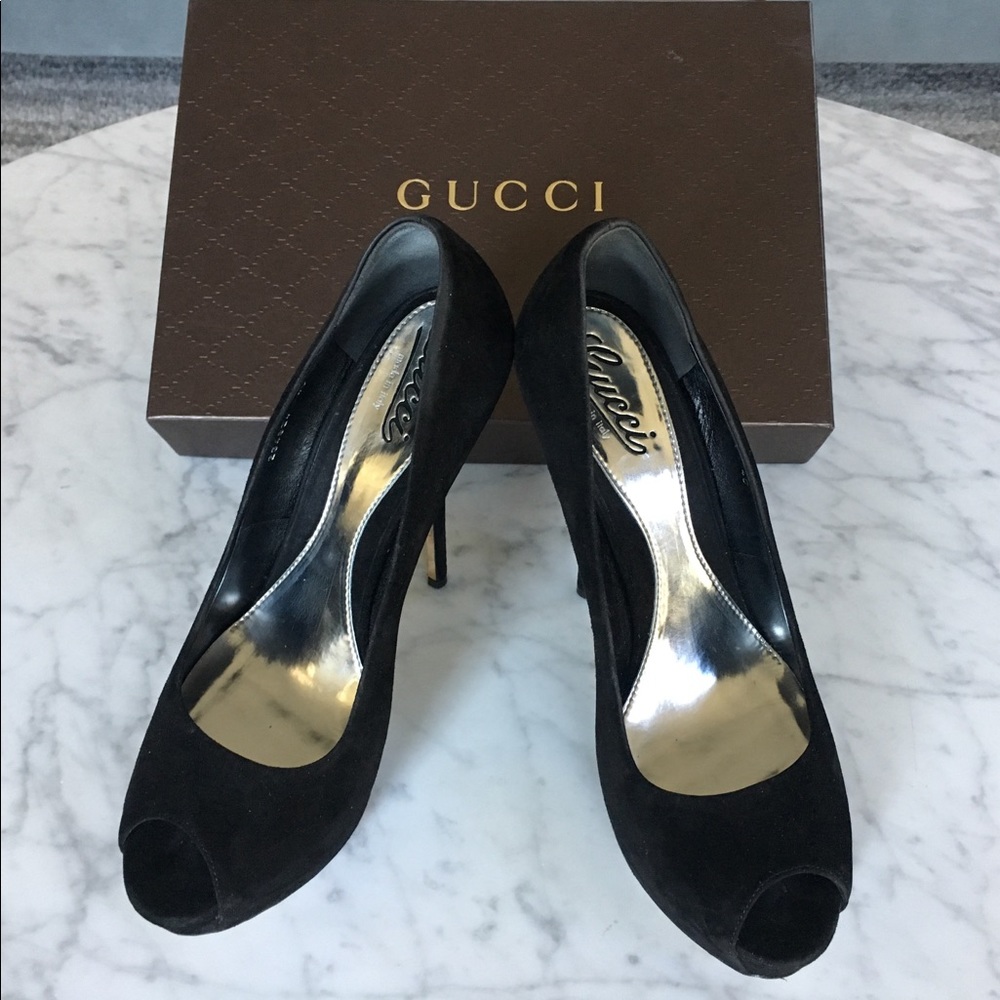 Gucci Kid Scamosciato Nero Pumps (Open Toe)
